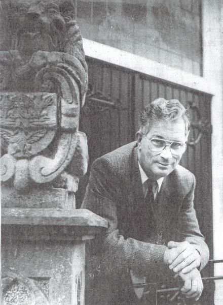 Scheidend gemeentesecretaris J. Kroon: ‘Mijn werk was ook mijn hobby ‘.